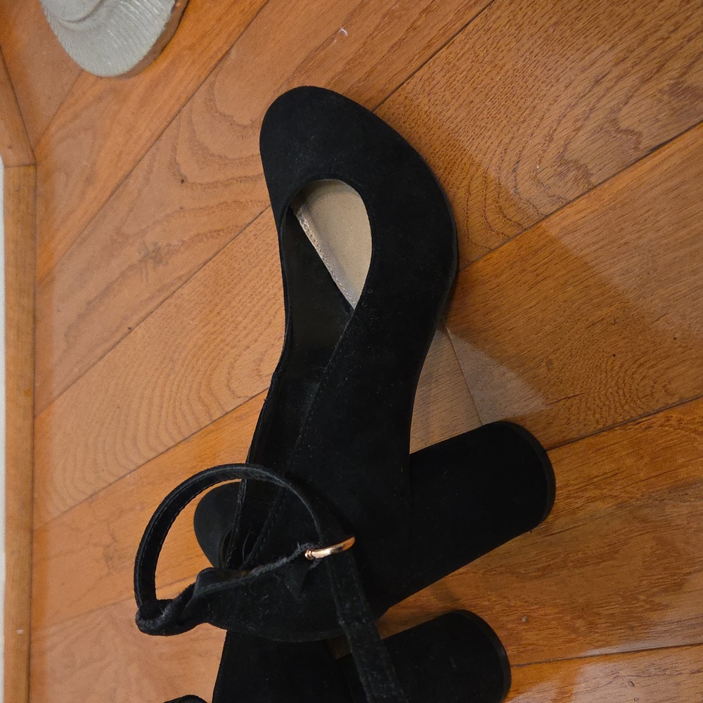 Elegant Black Ankle Strap Heels, 8, Lauren Conrad --never worn - Picture 4 of 4